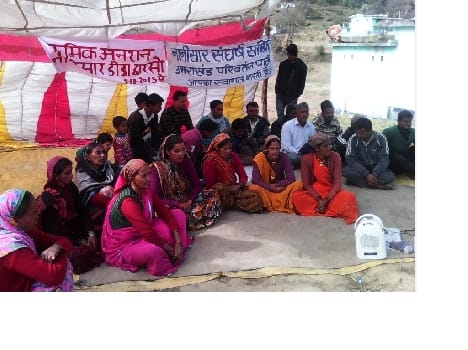 hunger strike over land case 